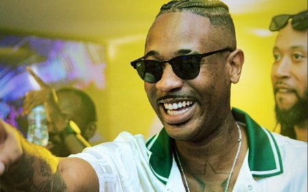 Sold out skwad - novela